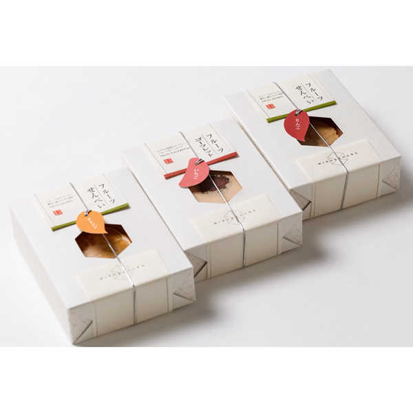 [長良園]スライスフルーツを載せたはさみ焼きせんべい詰め合わせ　美濃菓蔵3種入り:17枚