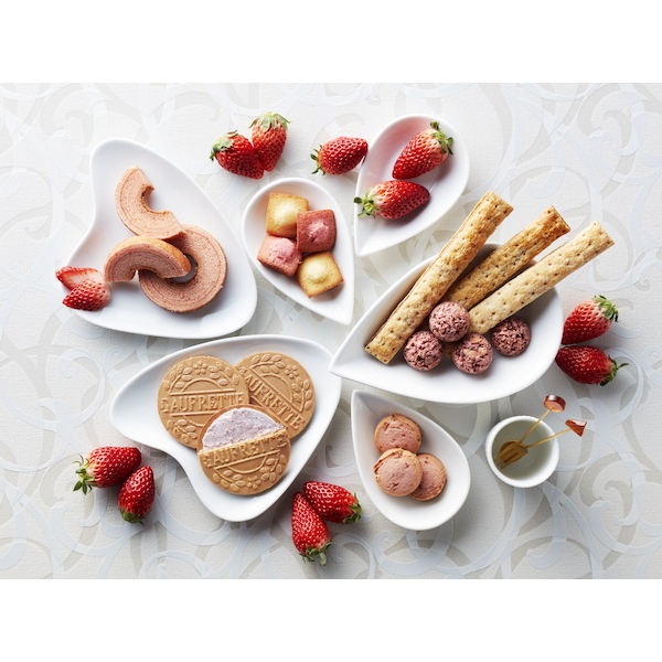 あまおう苺バウムクーヘン＆プチガトー　ギフトボックス