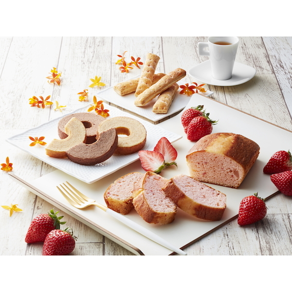 あまおう苺パウンドケーキ+アンドスイーツガーデン