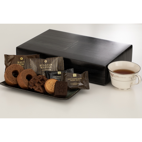 【最短発送可能】マジドゥショコラ 監修　焼菓子＆カカオティーギフト