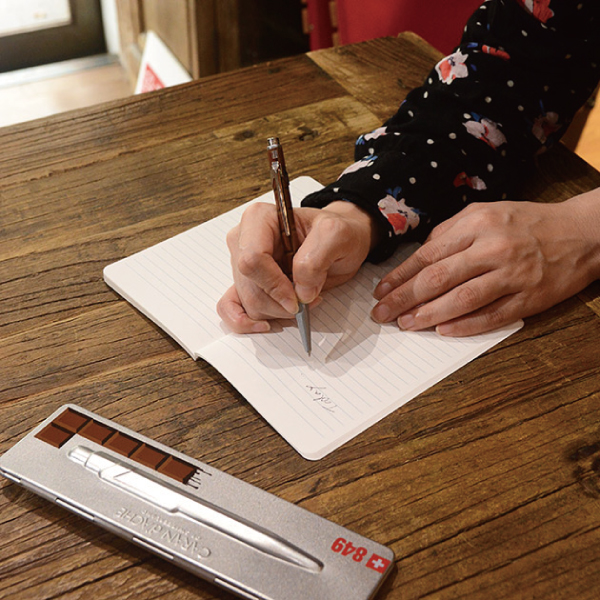 [Caran d'Ache]849 POPLINE ボールペン