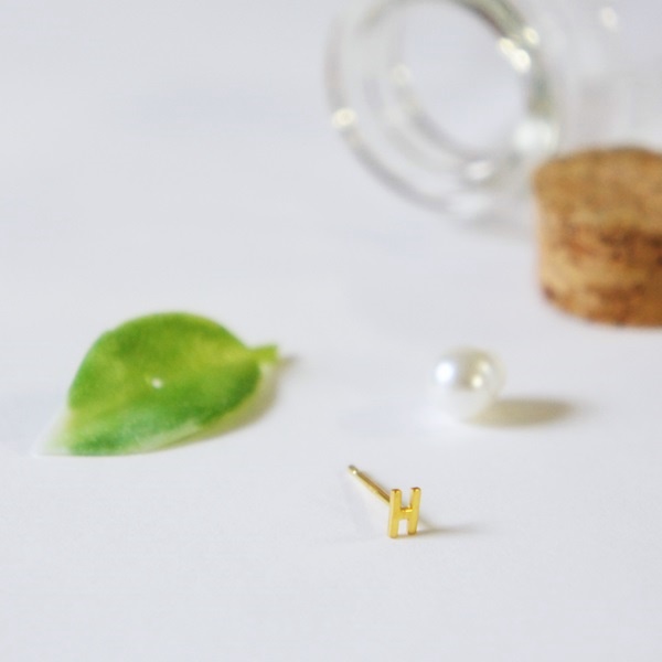 [Natully]Initial Pierce イニシャルピアス Gold